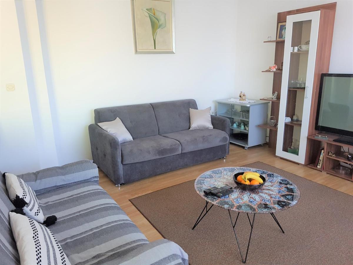Apartment Comfort On The *